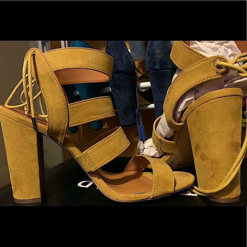 Charlotte Russe Faux Suede Gold/Yellow Sandals